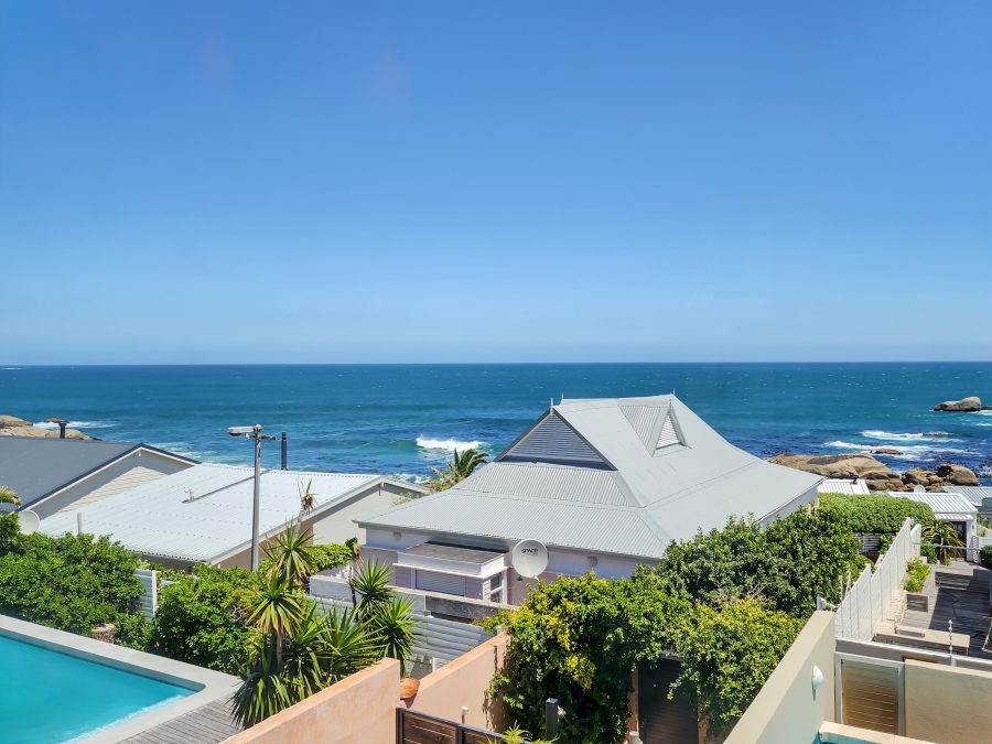 3 Bedroom Property for Sale in Bakoven Western Cape